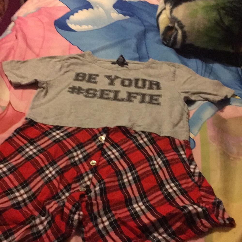 A kids shirt sizes 10 never worn